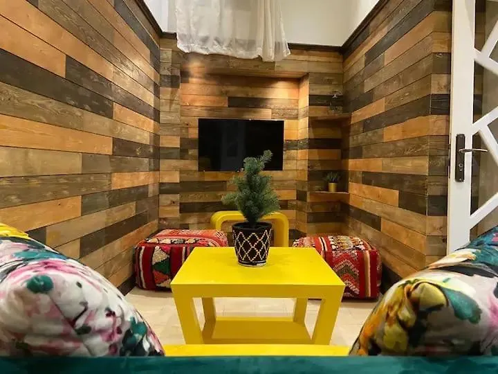 Apartament Casa Cameleon As-Suwajra